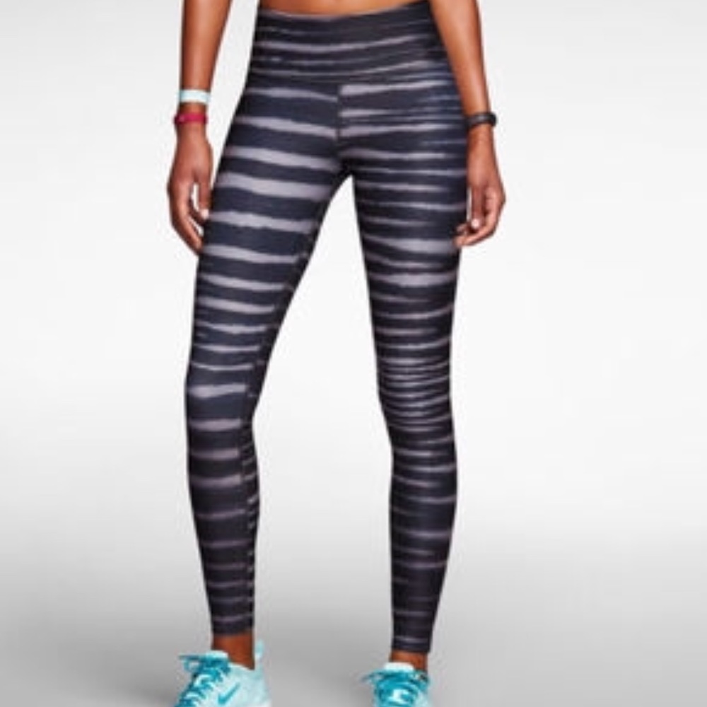 Nike legendary leggings